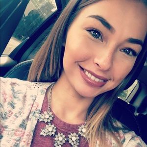 Meet your Posher, Alisha